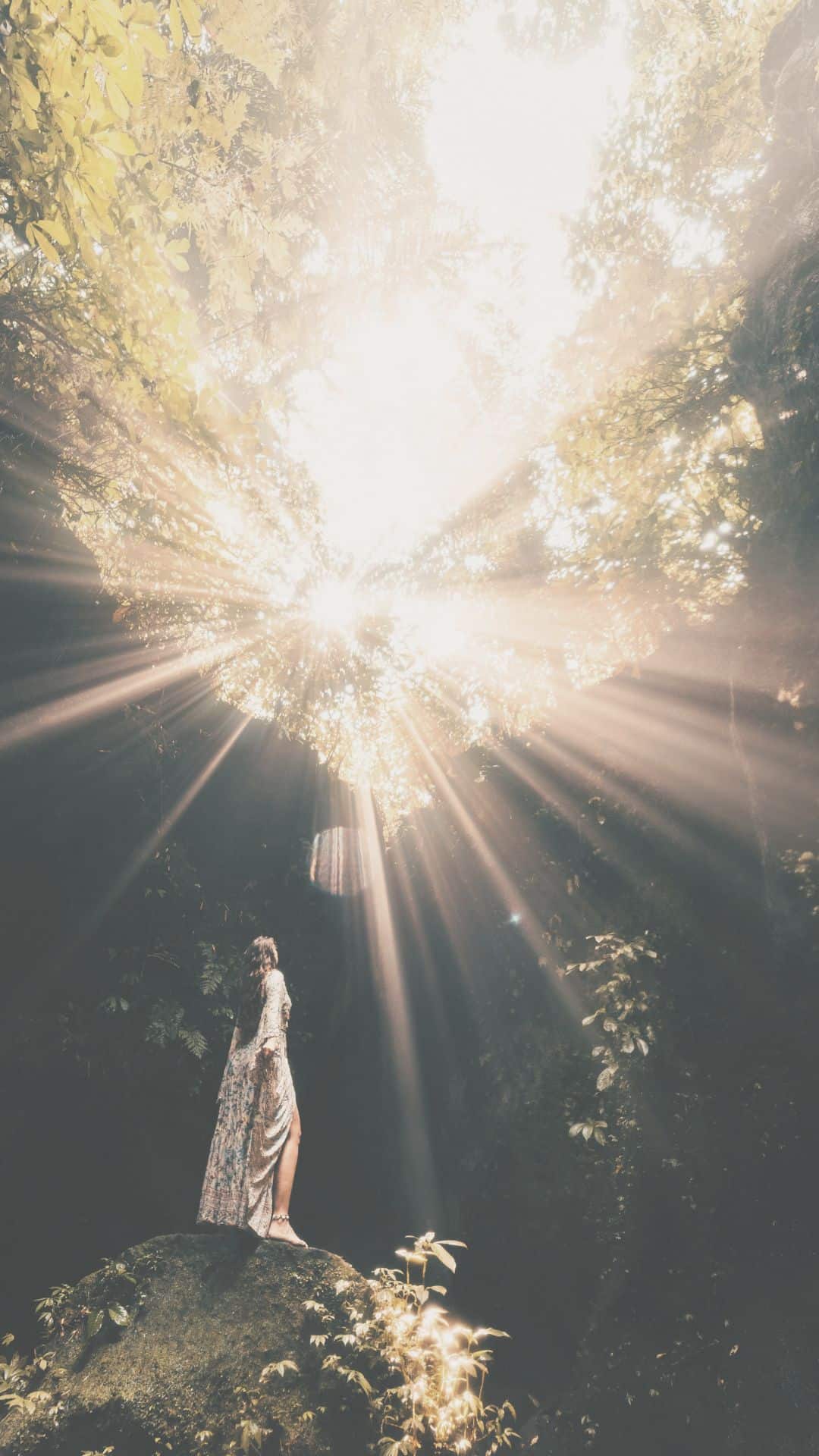 The Soul Remembrance Journey with Jess Flude supports remembrance becoming a way of living through soul connection, embodiment, and integration.