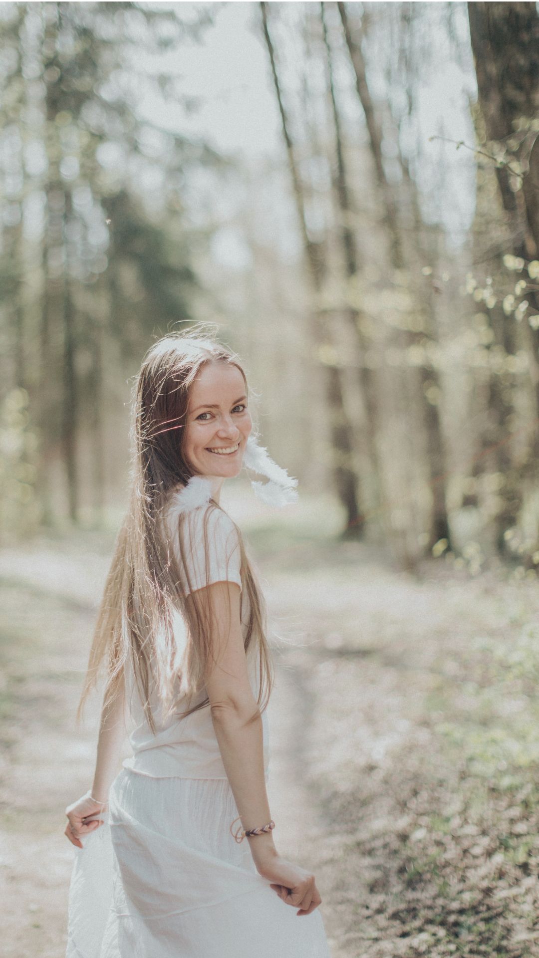 Soul-led person seeking deeper clarity, intuitive guidance, spiritual gifts, starseed awareness, and multidimensional soul reconnection with Jess Flude